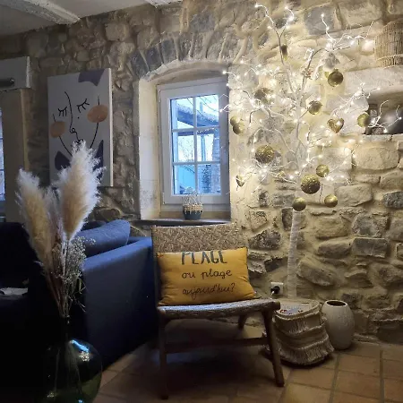 Vila Charmante A Avec Piscine Privee Et Jardin Closa
