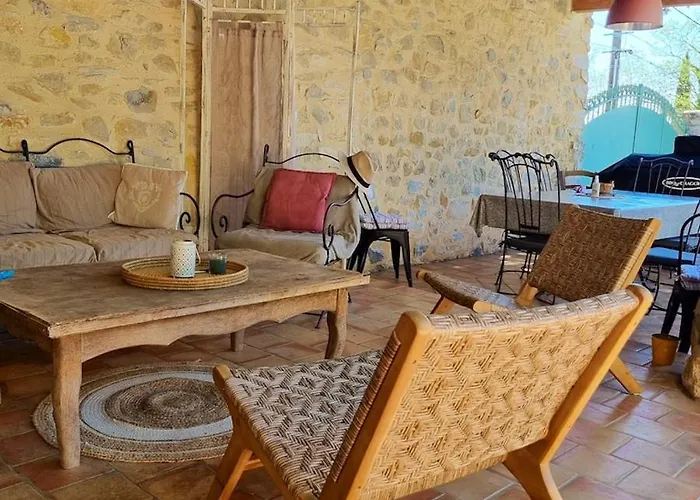 Villa De 3 Avec Piscine Privee Jacuzzi Et Jardin Clos A Lussana *