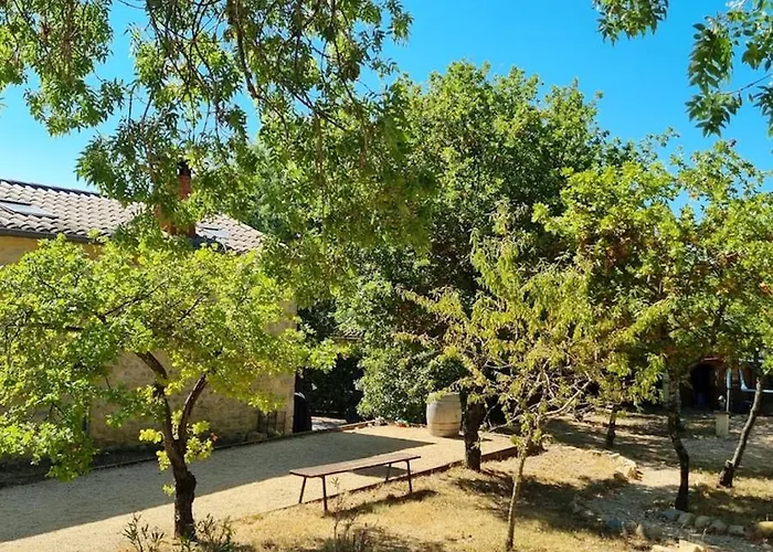 De 3 Avec Piscine Privee Jacuzzi Et Jardin Clos A Lussana Villa Lussan (Gard)