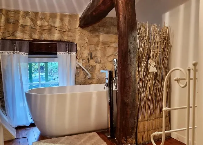 De 3 Avec Piscine Privee Jacuzzi Et Jardin Clos A Lussana * Lussan (Gard)