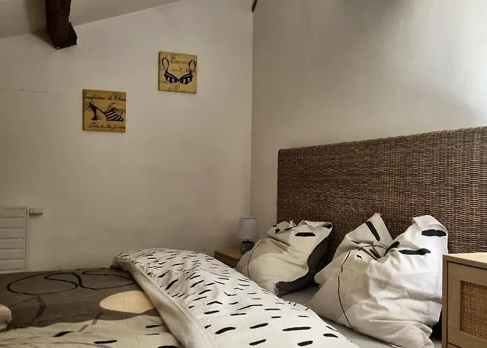 Villa De 3 Avec Piscine Privee Jacuzzi Et Jardin Clos A Lussana *